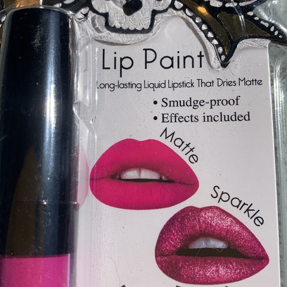 Tattoo Junkie MISS POPULAR matte lipstick smudge proof and sparkle - Picture 4 of 5